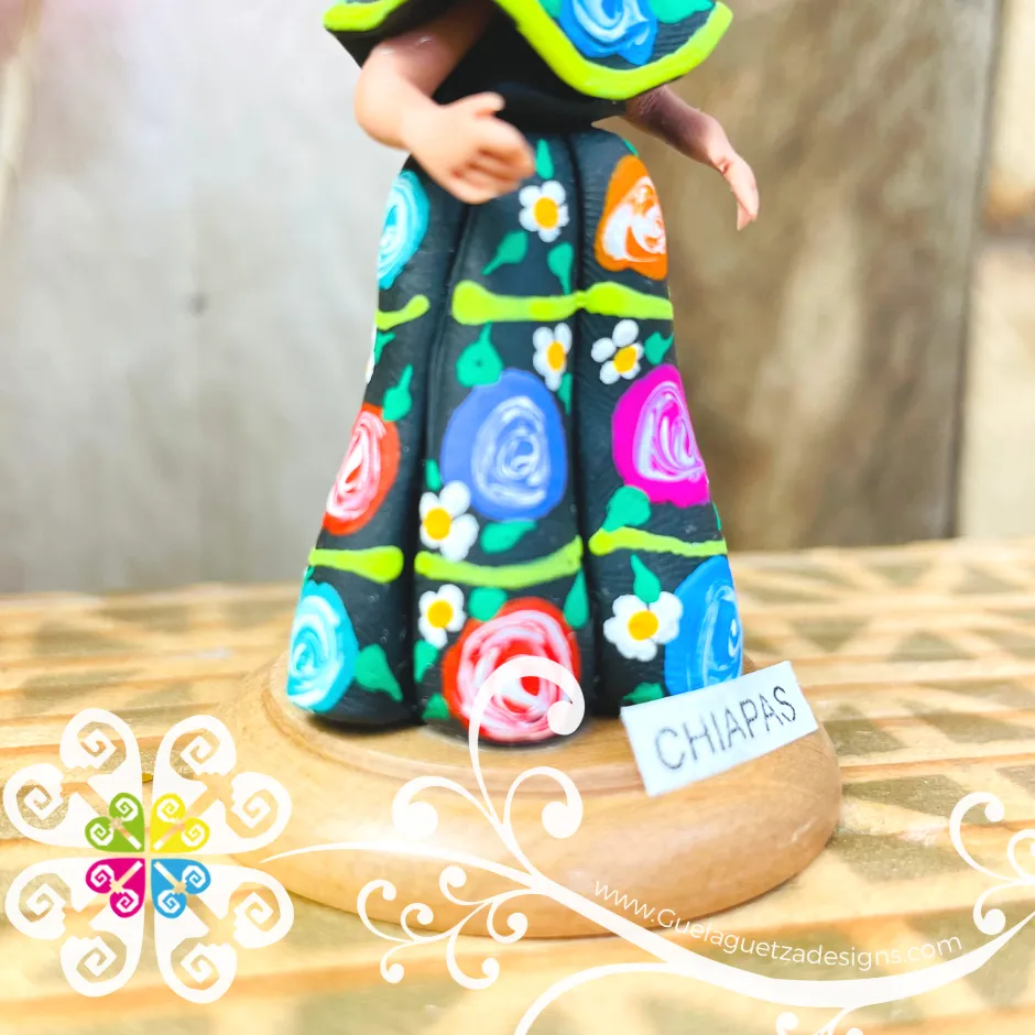 7- Chiapas Little Doll Figurine - Fondant Doll