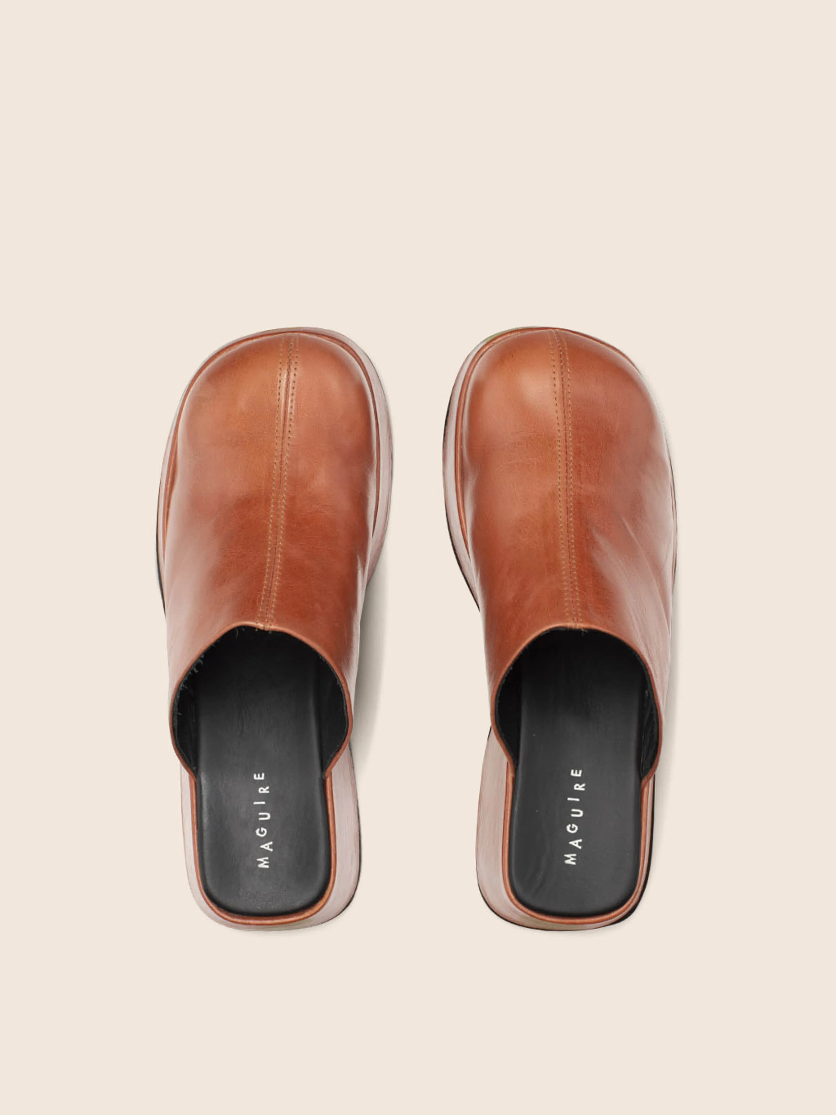 Vera Caramel Clog